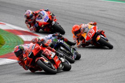 Grand Prix yarışlarında arabalara mı, motosikletlere mi ilgilisiniz?