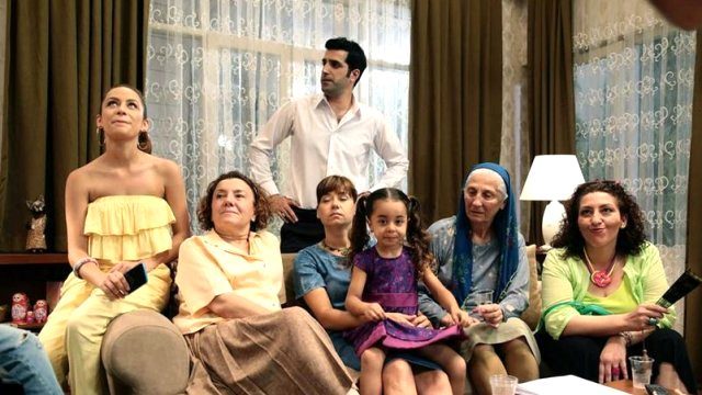 Evleneceğiniz insanın ailesiyle anlaşmanız önemli mi?