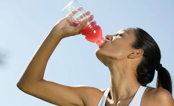 Spor yaptığınız zamanlarda enerji içeceği tüketir misiniz?