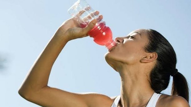 Spor yaptığınız zamanlarda enerji içeceği tüketir misiniz?