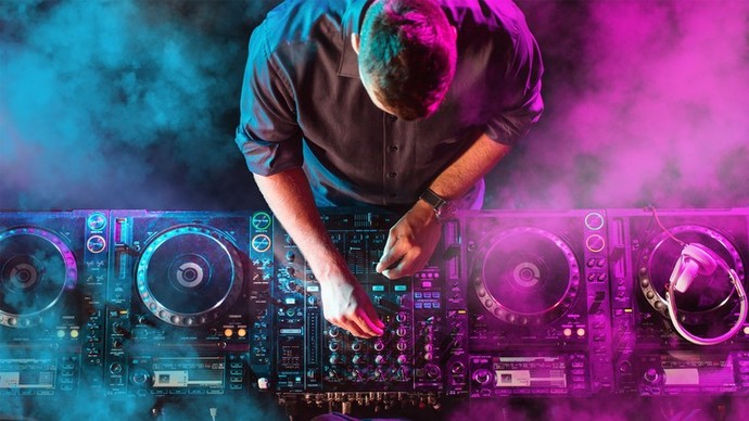 Şarkıların remixlerini dinlemeyi sever misin?