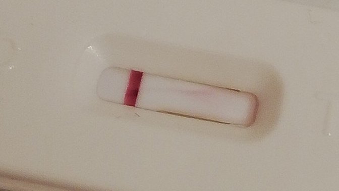 Bi bakabilir misiniz😔 ?12 gündür regl olamıyorum normalde günüm asla şaşmazdi belirtiler varken sonucun böyle çıkması nasıl olblr?
