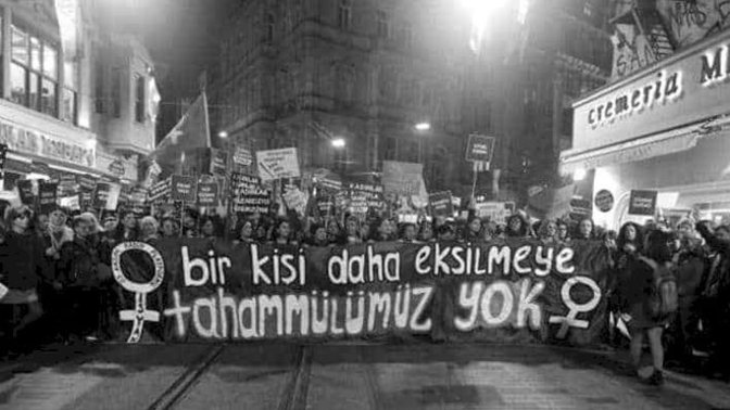 Adli kontrolle serbest bırakılan adam, hakkında şikayetçi olan kadını öldürdü. Ne düşünüyorsunuz?