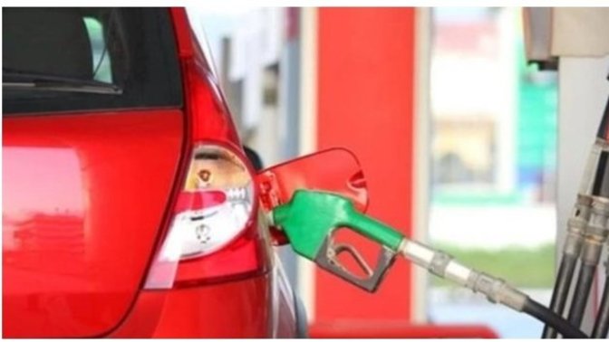 Benzin ve motorine iki günde ikinci zam. Sizce bu zamlar son bulur mu?