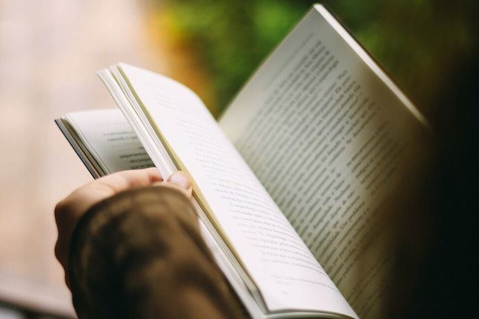 Kitaplarını paylaşır mısın?