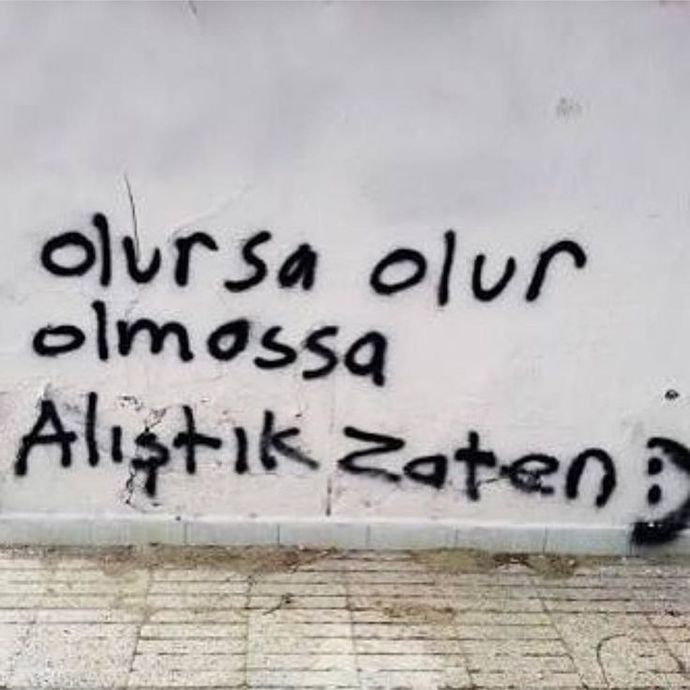 Kötü durumda olmak mı zor kötüye alışmak mı?