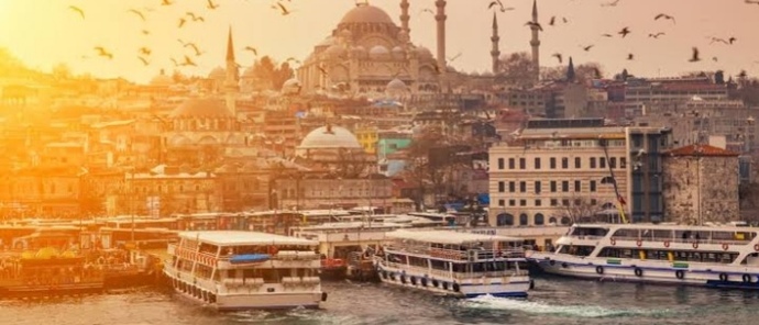 Dünyada tek bir ülke başkent seçilseydi muhakkak bu İstanbul olurdu...