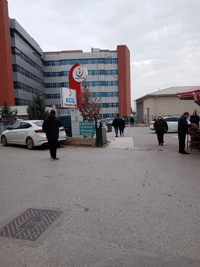 Bilin bakalım burası hangi hastane? Bilene 5 eig vericem söz 😄