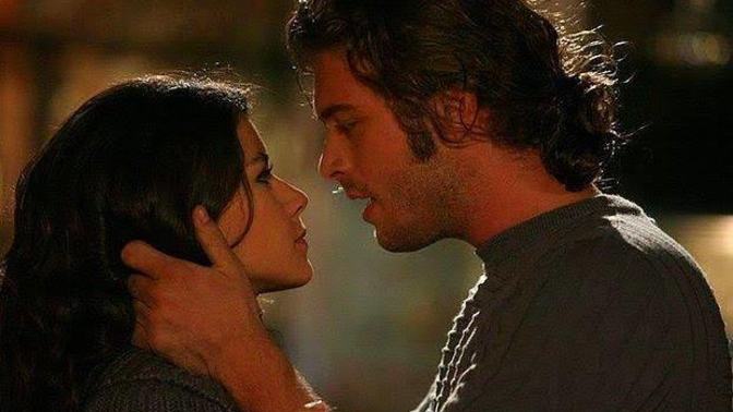 Beren Saat ve Kıvanç Tatlıtuğ aynı projede buluşacak! Hangi iki oyuncuyu yeniden aynı yapımda görmek istersiniz?