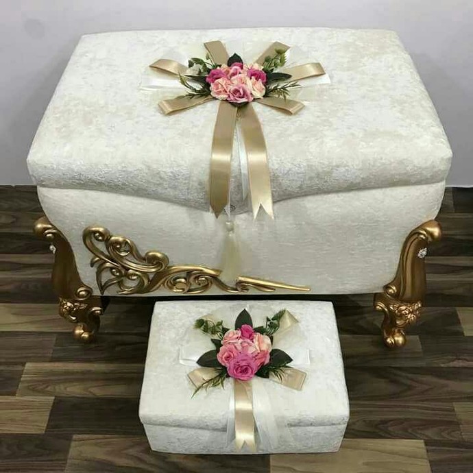 Ablam çeyizindeki eşyaları isteyen olursa vereceğini söylüyor. Ne yapmalıyız?