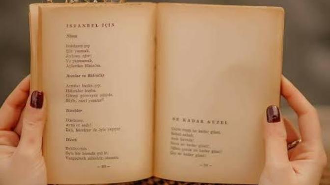 Merhaba KScanlar şu an hangi kitabı bitirdiniz, hangisi okuyorsunuz ve hangisini okuyacaksınız📚🤩☺️?