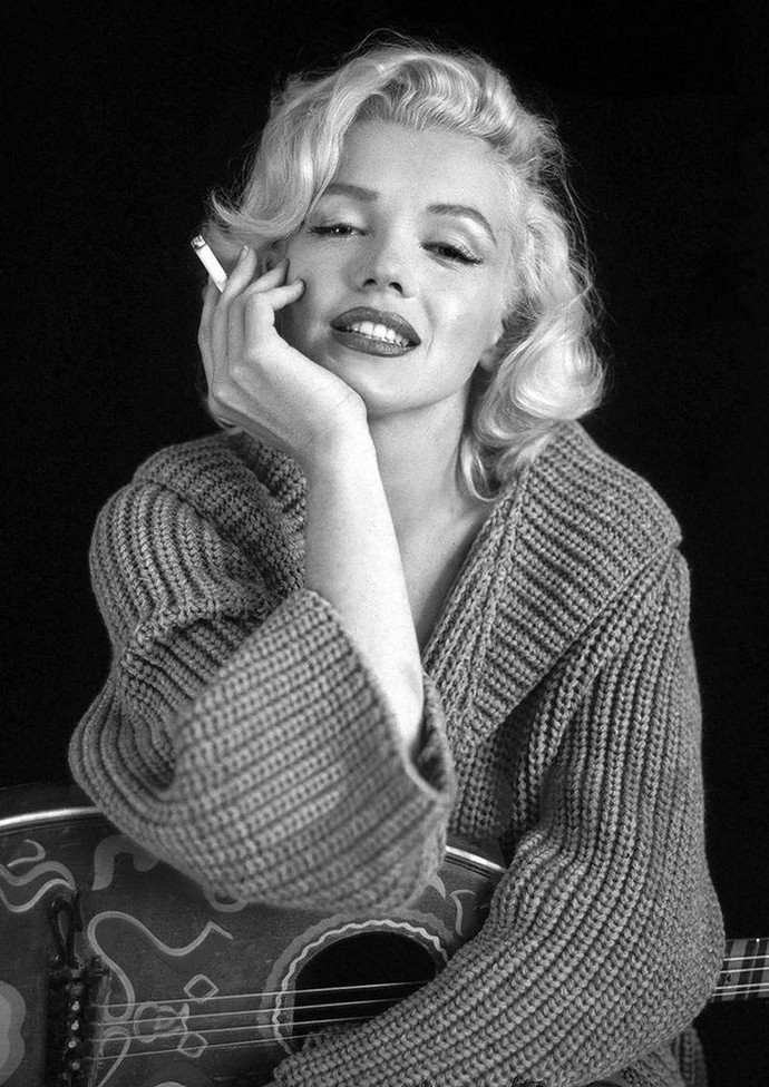 Marilyn Monroe sizce güzel mi?
