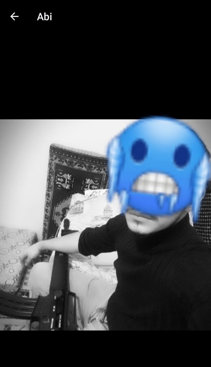 Abisi olan kızların sevgilisi olmaz mı?