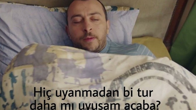 Pazar günleri erken uyanınca sinirleniyor musunuz?