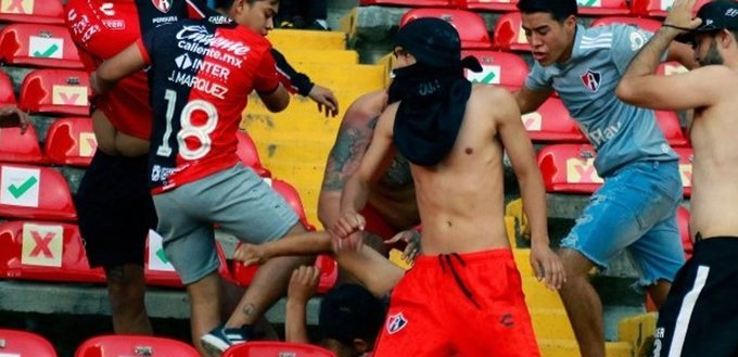 Meksika Ligindeki maçta kavga çıktı, 17 kişi öldü! Sporda şiddet ne zaman bitecek?