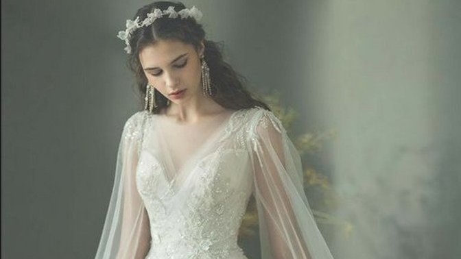 Hanımlar, beylerr! Bu tarz vintage, bohem tarzı gelinlikler nasıl duruyor sizce?