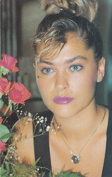 Bana göre dünya güzeli olan Barbara Palvinden daha güzel bulduğunuz ünlü var mı?