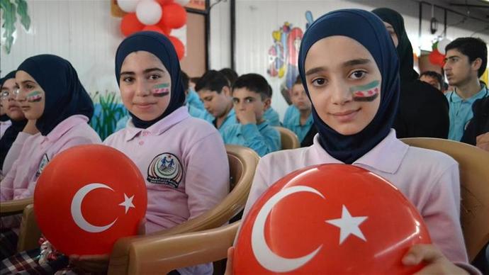 Suriyeliler ülkelerinde neden savaşmıyor? önermesi sizce ne kadar mantıklı?