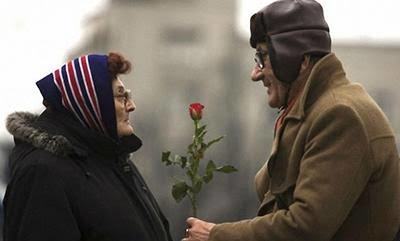 8 Mart Dünya Kadınlar Günü mesajları için örneklerinizi yazar mısınız?