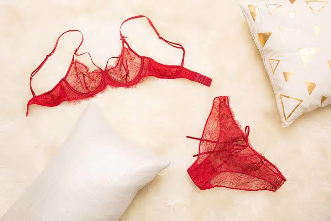 İç çamaşırı tercihlerinde rengin, modelin veya markanın bir önemi var mıdır size göre?