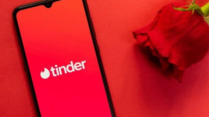 Tinder kullanan biriyle sevgili olabilir miydiniz?