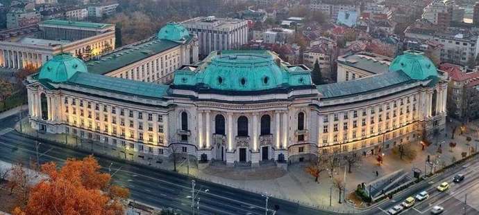 Bulgaristanda üniversite okunur mu?