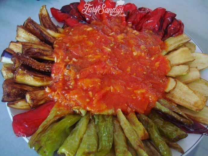 Akşam yemeğinde kahvaltı yapar mısınız?