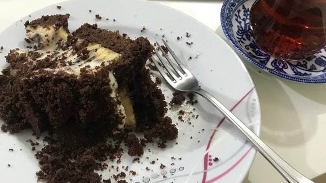 Kimler güzel köstebek pastasi yapar?