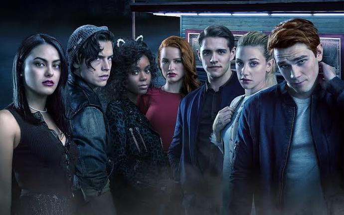 Riverdale 5. Sezon dan sonra bile bittiği için çok üzüldüm