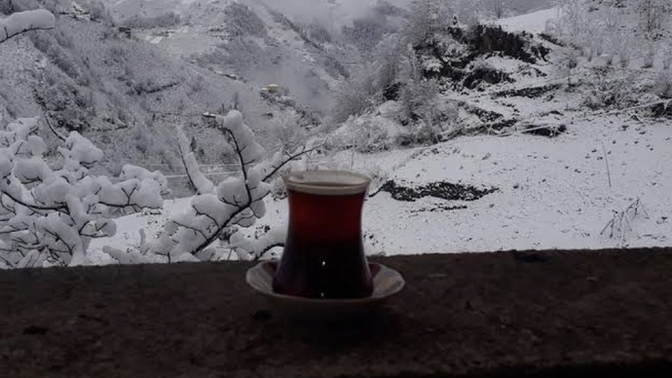 Bu soğuk havalarda içinizi ısıtacak, içinde "kar" geçen şarkı seçiminiz var mı?