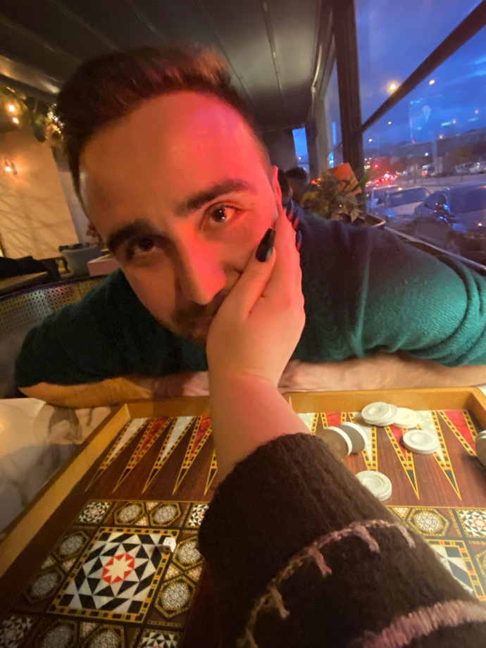 Tırnakta sadelikten yana mısınız, yoksa çiçekli böcekli nail artları sever misiniz?