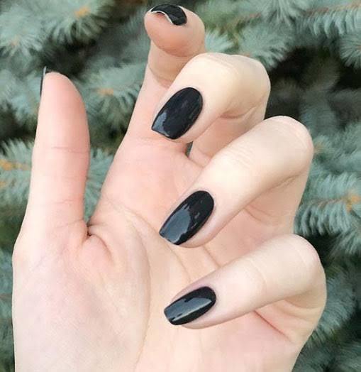 Tırnakta sadelikten yana mısınız, yoksa çiçekli böcekli nail artları sever misiniz?