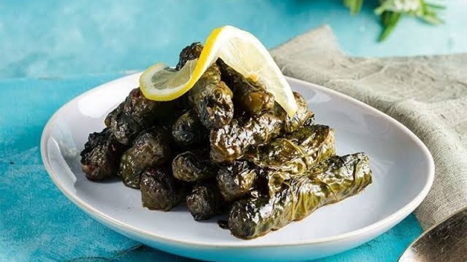 Zeytinyağlı pazı sarması sever misiniz?