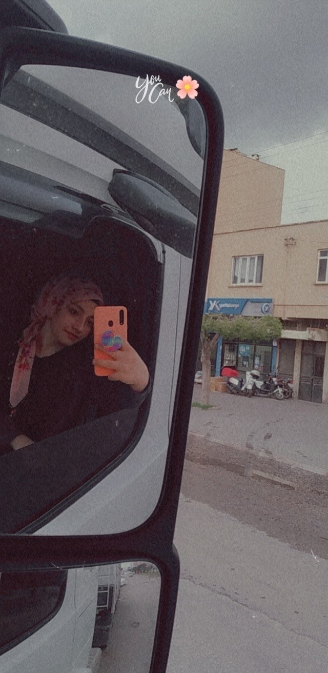 Galerinizdeki son fotoyu paylaşabilir misiniz😂?