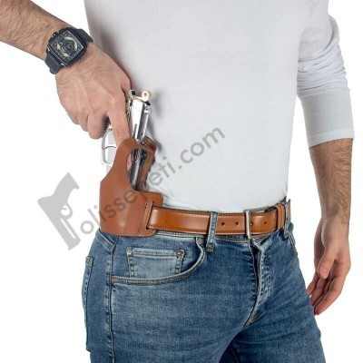 Polisin Sivil Hayatta Silahı Gözükse Sorun Olur mu?