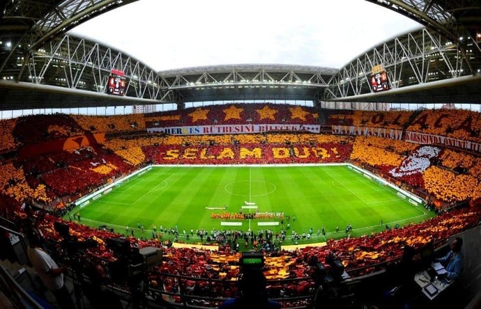 Barcelona - Galatasaray maçını nasıl buldunuz?