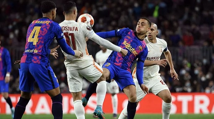 Barcelona 0 - 0 Galatasaray: Aslanlar, maçı İstanbula taşıyor! Galatasaray nasıl oynadı sizce?