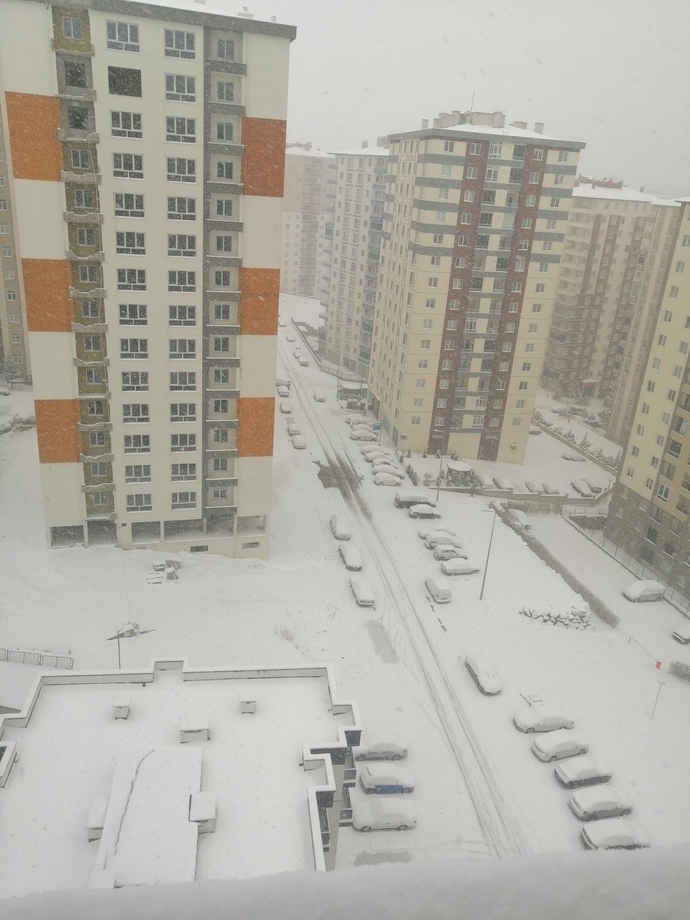 Beklenen kar yağışı sizce geldi mi, yaşadığınız şehirde kar durumu nasıl?