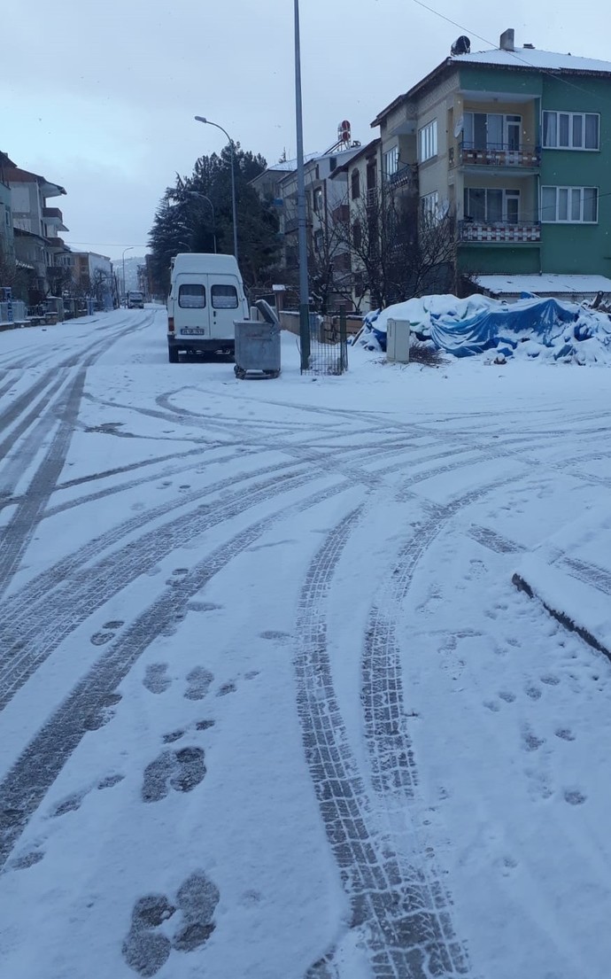 Beklenen kar yağışı sizce geldi mi, yaşadığınız şehirde kar durumu nasıl?
