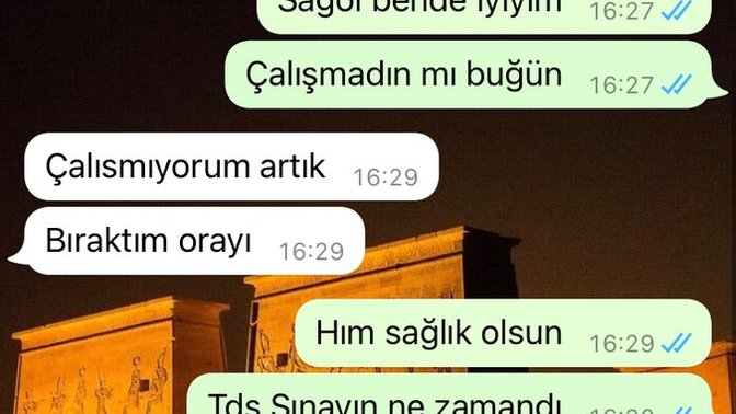 Kız mesajıma cevap vermedi bunu yüzüne vurdum özür diledi onu affetmemi istedi?