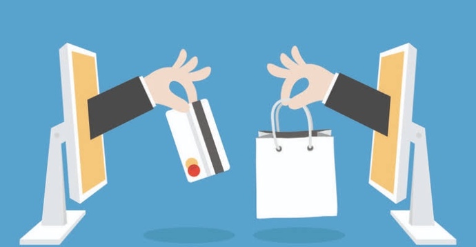 Kendi işimi kurmak istiyorum, sizce bi kafe mi açsam, yoksa e-ticaret mi yapsam?