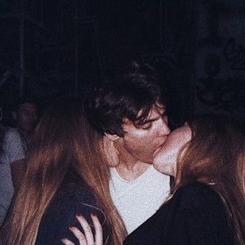 Sevgiliniz eğlence mekanlarında takılabilir mi?