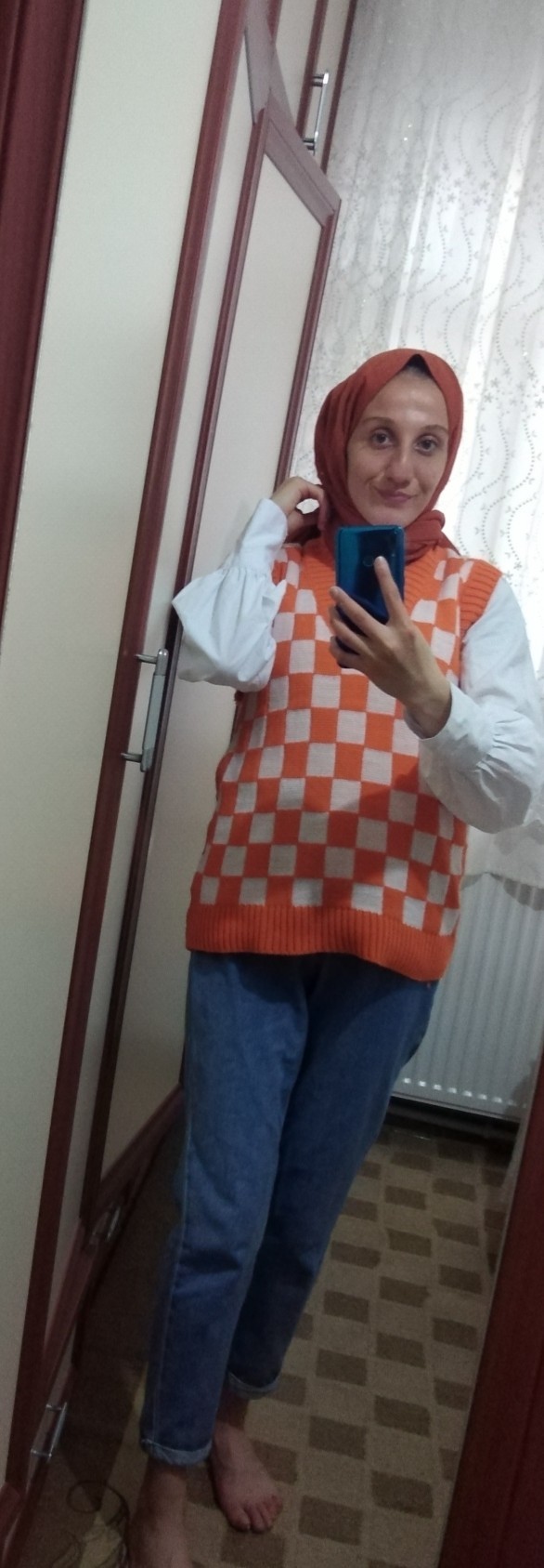 Bu süveteri böyle kombinlesem abes olur mu?