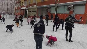 Martın ortasında kar yağması normal mi?
