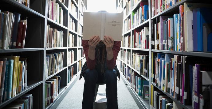 Kütüphaneden kitap alıp okur musunuz?