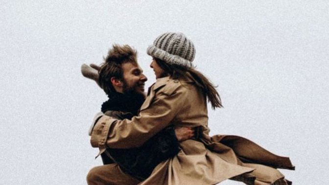 "Dünya bir yana, sen bir yana" dediğiniz biri var mı?