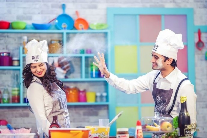 Mutfakta arkadaşınızla yemek yapmak keyifli olabilir mi?