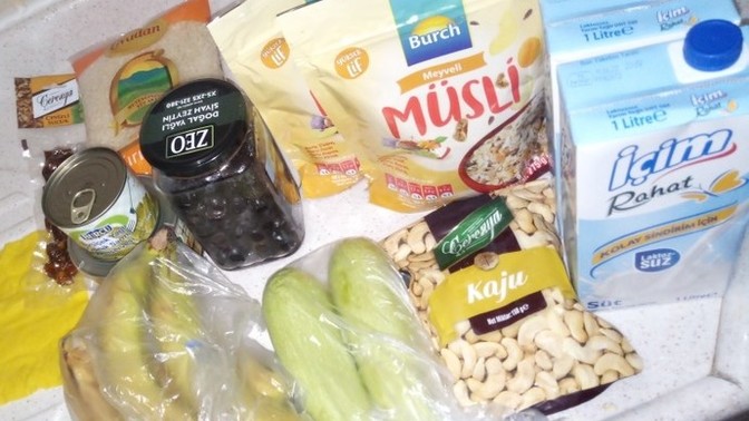 Sizce bu yiyecekler bir hafta yeter mi?