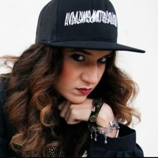 En sevdiğiniz şarkıcı kim, ben tan Taşçı diyorum?