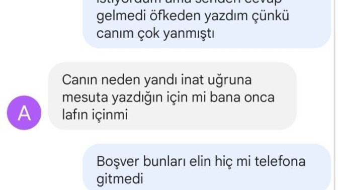 Sizce kırıldığı için mi böyle davranıyor yoksa gerçekten sevmiyor mu beni?